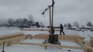 Сборка сруба краном пионер