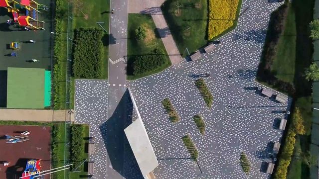 Строительный трест. Жилой комплекс NEWПИТЕР, лето 2019 г., часть 2