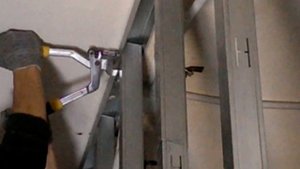 Монтаж каркаса под гипс.
