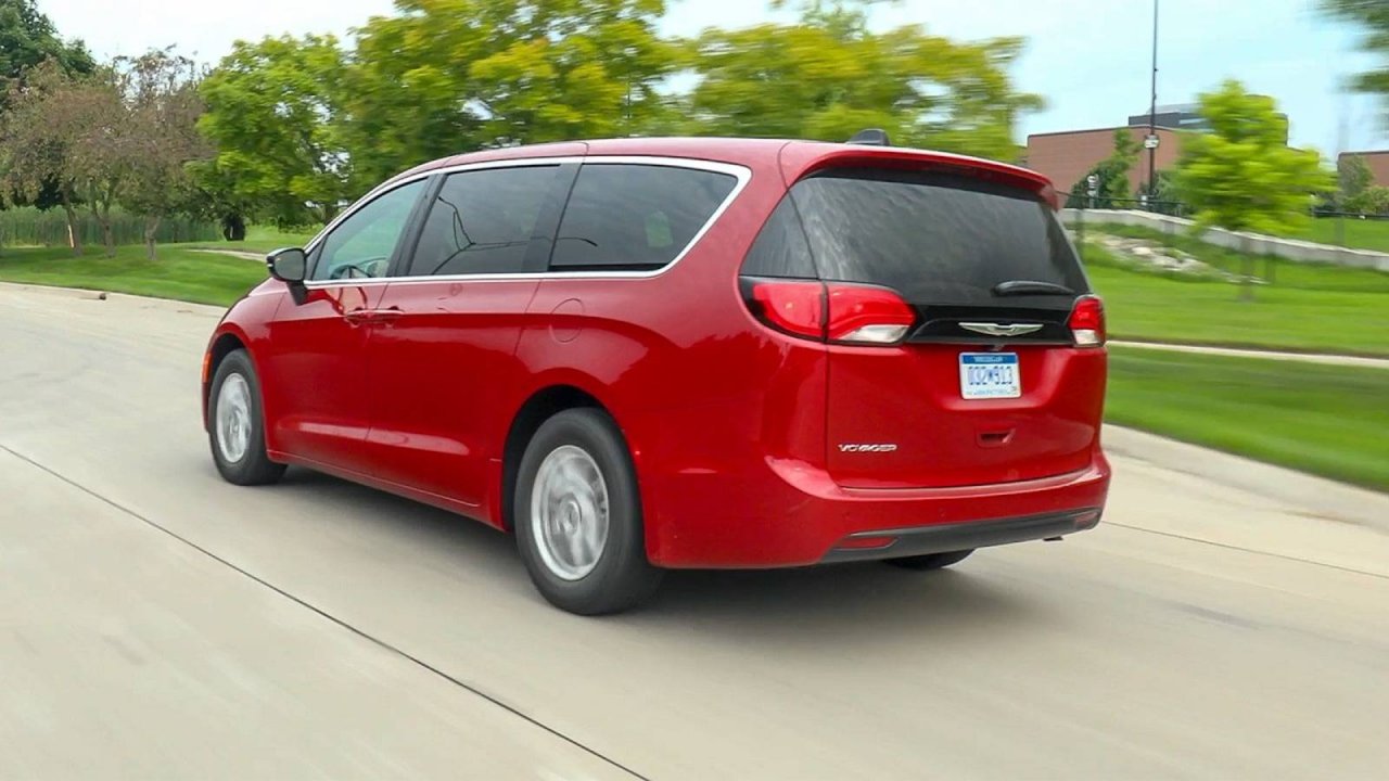 Абсолютно новый Chrysler Voyager 2025 года — грандиозное возвращение минивэна.