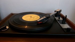 "Песня  беспризорного мальчишки"из к/ф "Генералы песчаных карьеров"(Л.Оливейр-рус.текст Ю.Цейтлина)