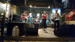 Adele "Rolling In The Deep" MusicWorks cover