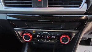 MAZDA AXELA 2014г 1.5L S-TOURING. Цена в Красноярске 1.590.000р.