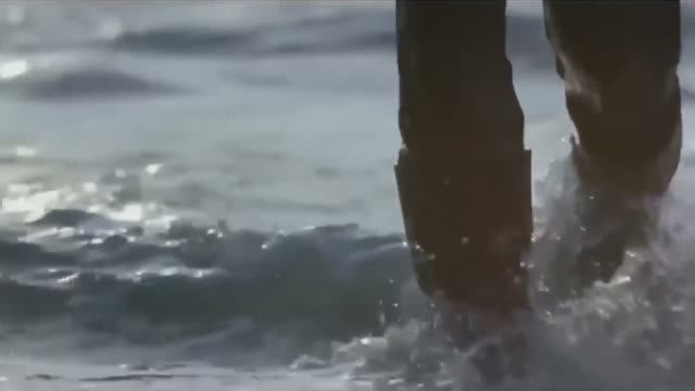 [ПЕСНЯ] КАПИТАН - Мы с тобой давно уже не те смотреть онлайн