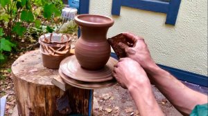 🍯 Самодельный ГОНЧАРНЫЙ КРУГ ИЗ ПНЯ и шуруповёрта Крутим крынку Волшебство керамики