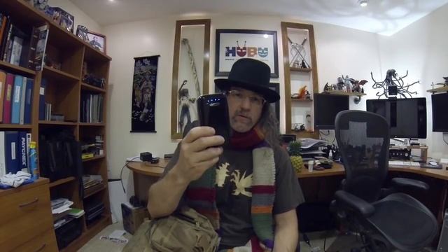 San Diego Comic-Con 2013 Tips and Tricks - UTG Multi-functional Tactical Messenger Bag Video Review смотреть онлайн