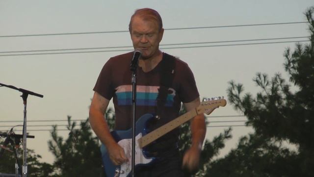 Glen Campbell - Try A Little Kindness - 07-27-2012 смотреть онлайн