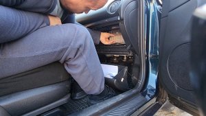 Замена салонного фильтра мазда 6 gg