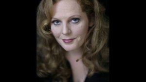 Eva Maria Westbroek sings "oh se sapeste come il vivere è allegro !"  from la fanciulla del west