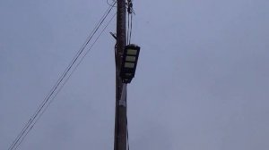 Отзывы об уличном консольном  фонаре на солнечной батарее