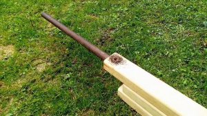 Конструкция для подвязки помидоров.