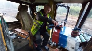 бульдозер Komatsu D355