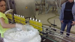 Конвейер розлив и фасовка бытовой химии