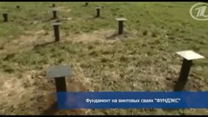 Беседка из деревянных паллет на винтовых сваях
