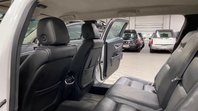 2015 Superior Cadillac XTS 6-Door Limousine (F9550090) смотреть онлайн