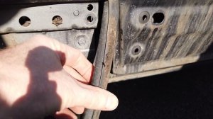 Range Rover Sport L494 + SVR  Lower door trim plastic panel  removal & refitting