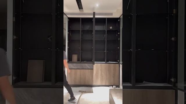 逸安鋁框玻璃門~黑框+灰玻展示櫃-八德 смотреть онлайн