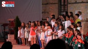 Η "Aυλή των θαυμάτων" - μουσικοθεατρική παράσταση του συλλόγου "Αθανάσιος Χριστόπουλος"