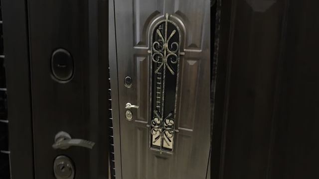 Входная дверь Лион смотреть онлайн