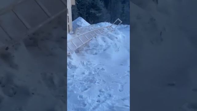 Видео-обзор строительства дома 10х10 от СК Усадка смотреть онлайн