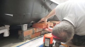 Как сделать нишу под ванной из кирпича | 1 часть