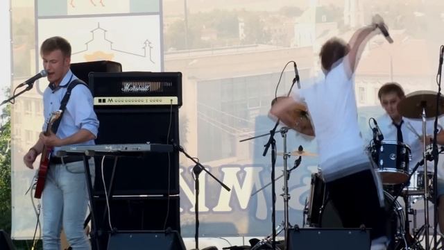 Drafts Of The Sky - Закрытые двери (Live 11-08-12) смотреть онлайн