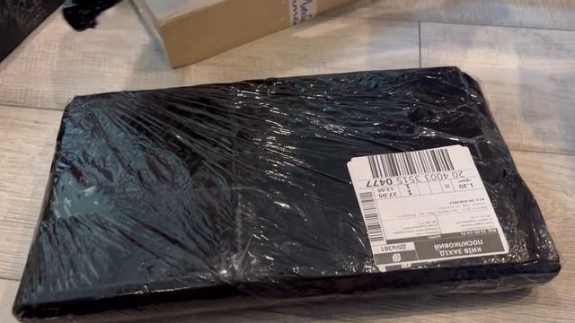 Розпаковка. Що ми замовили цього тижня. Нова гра та багато цікавих книжок. смотреть онлайн