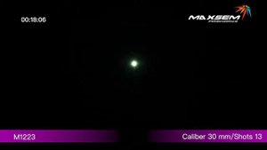 М1223 Цветной мир Color world Батарея салютов 13 залпов калибром 1,2 дюйма, высотой 30м.