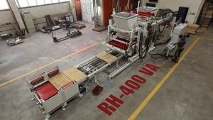 Бетоноформовочная машина MULTIMAT RH-400VA