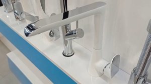 DEVIT IVEN 43108141W змішувач для кухні білий хром kitchen faucet