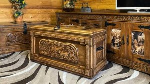 Сундук под старину в Пскове, мебель из дерева