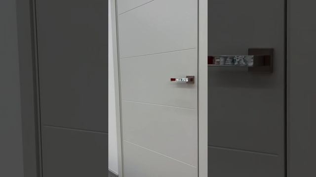 Обзор межкомнатной двери эмаль Геометрия-4 латте глухая - DveriLab / +7 (495) 015-00-10