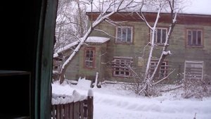 Заброшенный барак  на ул пятнадцатая.
