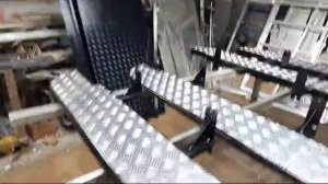 Пороги силовые Hilux 2006-2015 от НИИС