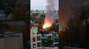 В Опалихе О3 горит частный дом