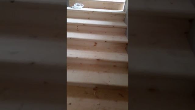 Деревянная лестница