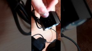 Видеообзор мощного фонаря с двумя светодиодами с сайта aliexpress.ru.