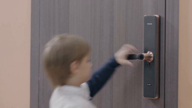 Электронный замок PHILIPS 7300. Функция антипаник.