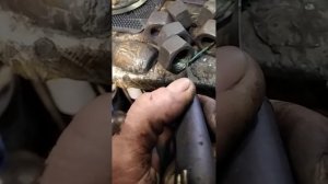 джили м к , датчик топлива и что делать , если плохо закручивается крышка бензонасоса.