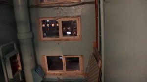 Жуткие лифты МЛМ (2002 г.в) Скорость 0,71 м/c, Грузоподъемность 400 кг. Дом серии II-57 В Челнах!