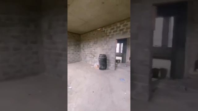 Добротный кирпичный дом!