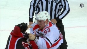 Бой КХЛ: Василевский VS Минеев