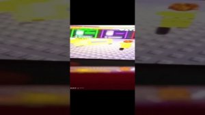 я сбегаю из тюрьмы безумие в Roblox