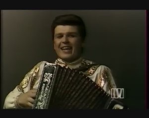 СЕРГЕЙ ГОРШУНОВ заслуженный артист России. Выпускник Татьяны Крошилиной (академия им. Гнесиных)