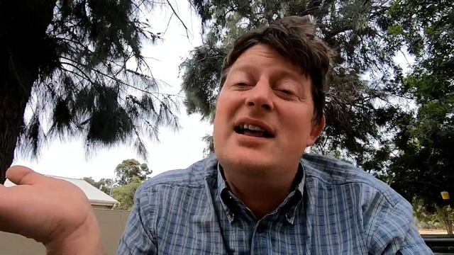 ЮАР. Целый день на заправке в Touws River или как самостоятельно добраться до Кейптауна смотреть онлайн