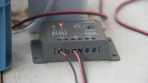 Солнечная панель 10 Вт / Опыт эксплуатации миниэлектростанции на балконе.