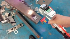Maxcool Handheld Fiber Laser Cleaning Machine