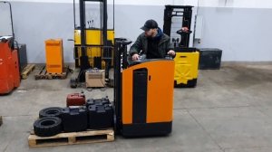 Електричний штабелер з платформою оператора STILL SD20