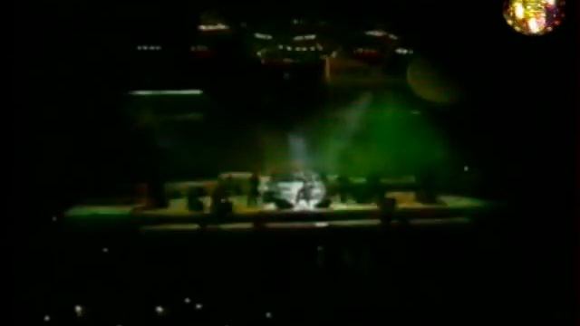 В.Цой и гр.Кино - Закрой за мной дверь смотреть онлайн