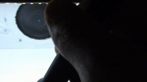 Супер вытяжка из г.. и палок. Зато работает).